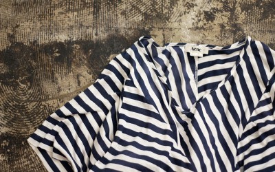 ACNE Border Switch Design T-Shirts