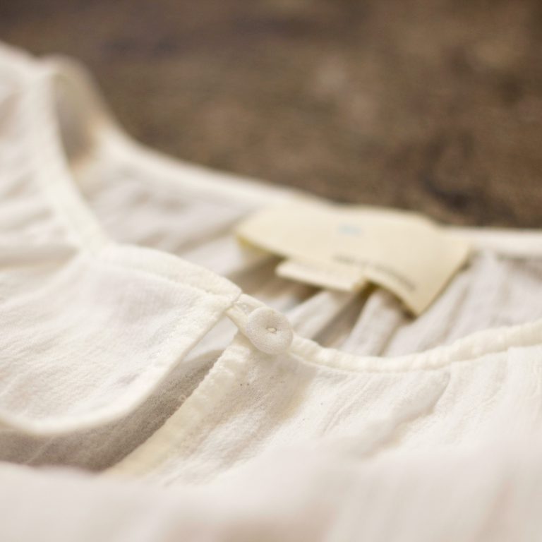 girl. by BAND OF OUTSIDERS N/S White Tunic