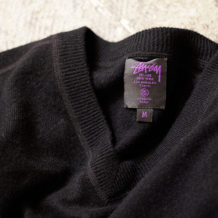 STUSSY DELUXE V-Neck Cashmere Knit