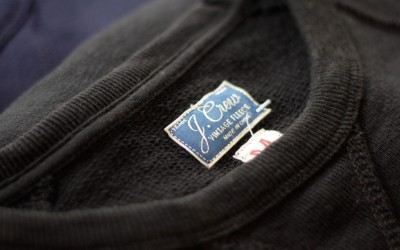 J.CREW Front-V Raglan Sleeve Sweat