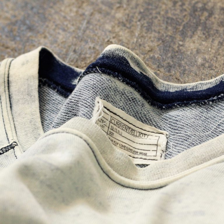 CURRENT/ELLIOTT S/S Indigo Bleach Sweat