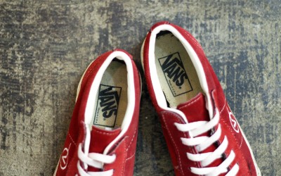 VANS Vintage 90’s Side V Logo Model