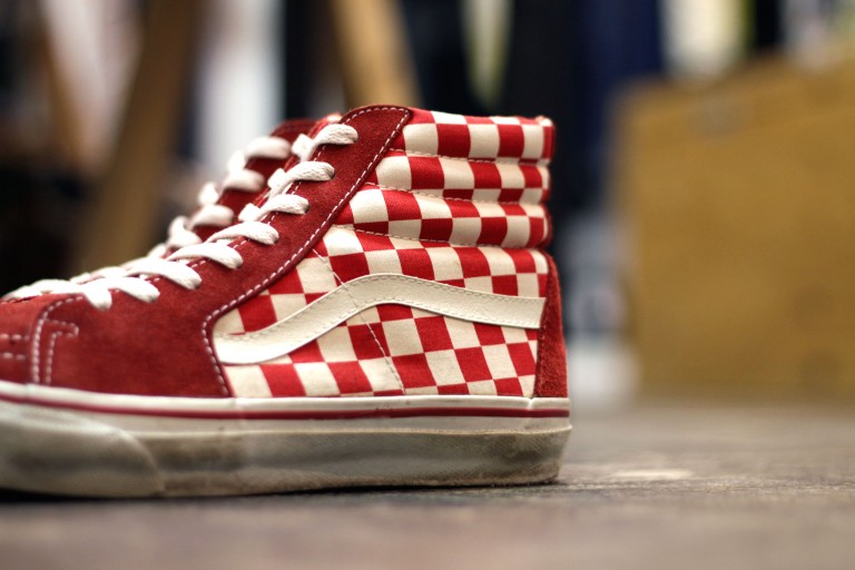 VANS Vintage 00’s Sk8-Hi “Checker Flag”