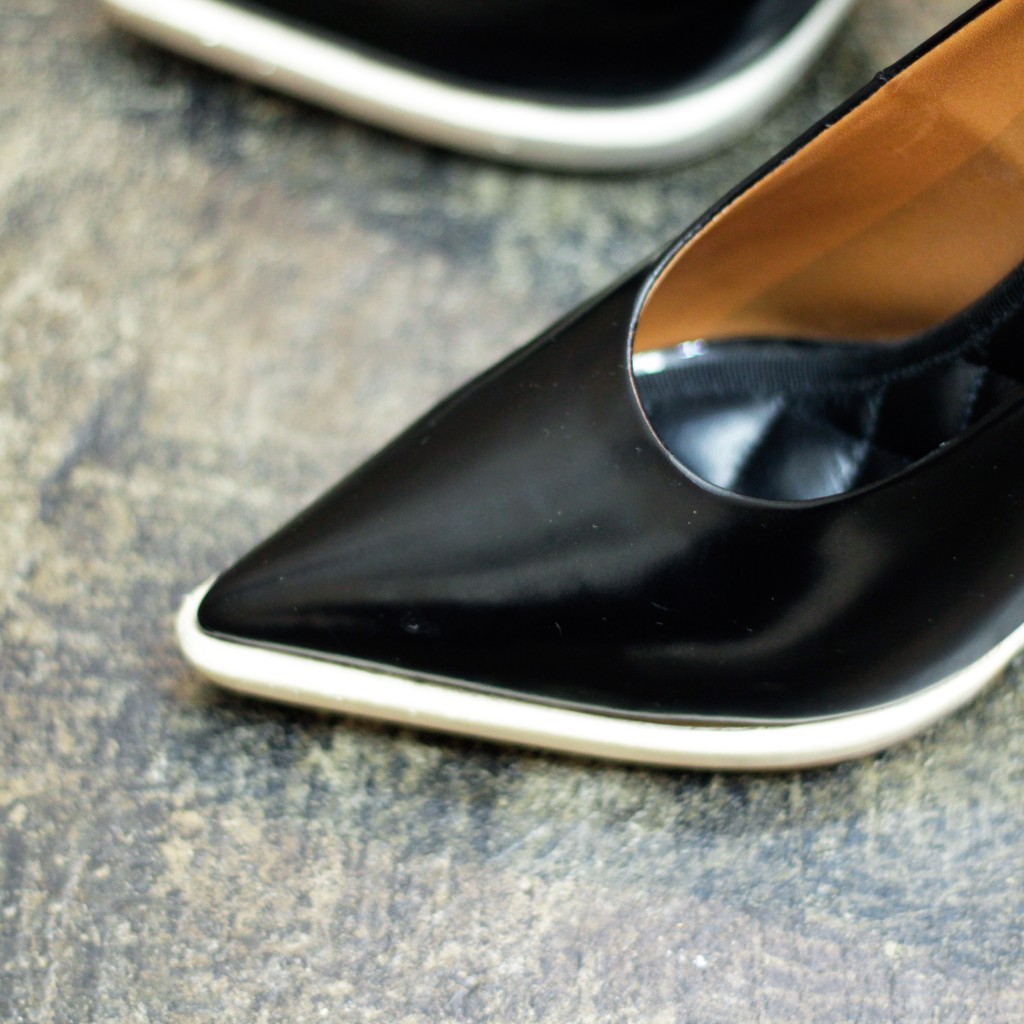 CÉLINE Leather Stiletto Heel Pumps