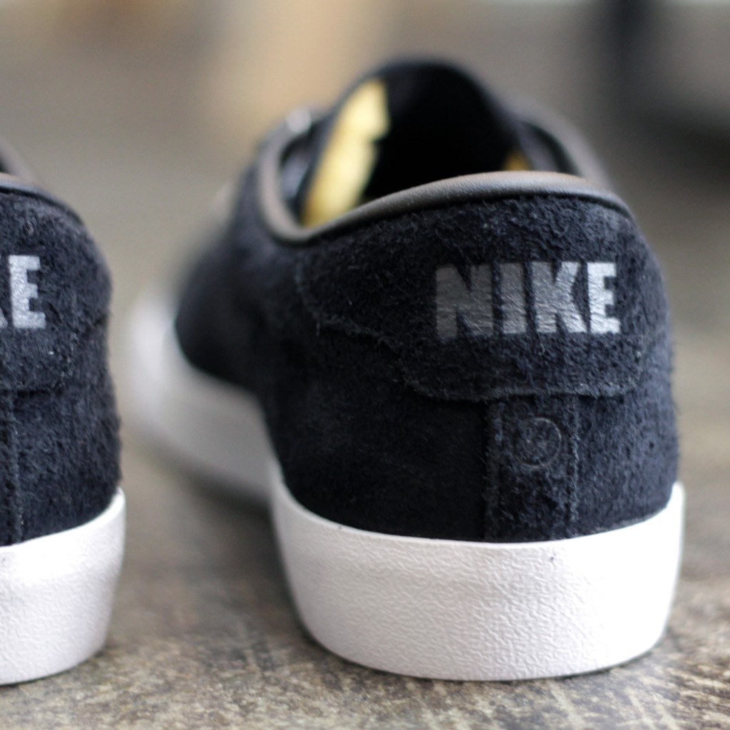 NIKE × fragment Tennis Classic AC