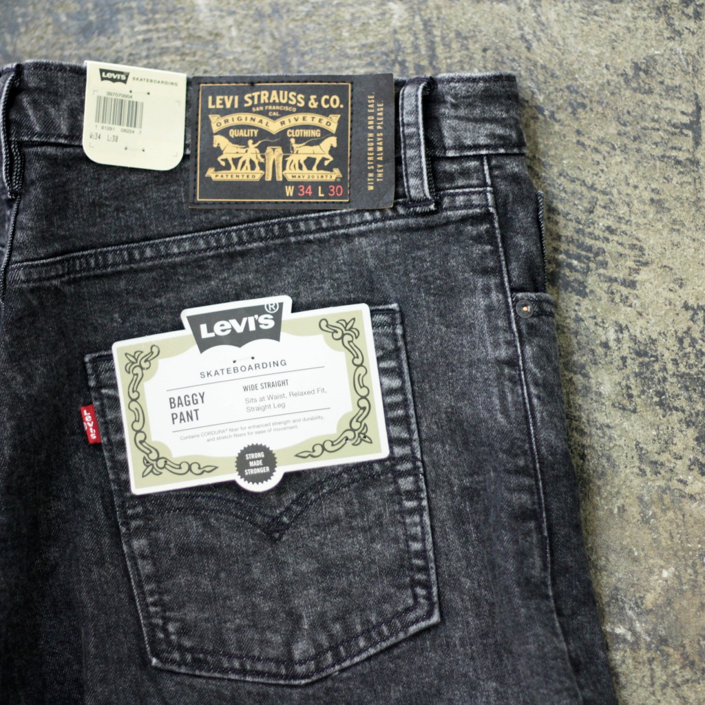 LEVI'S SKATEBOARDING Baggy Black Denim