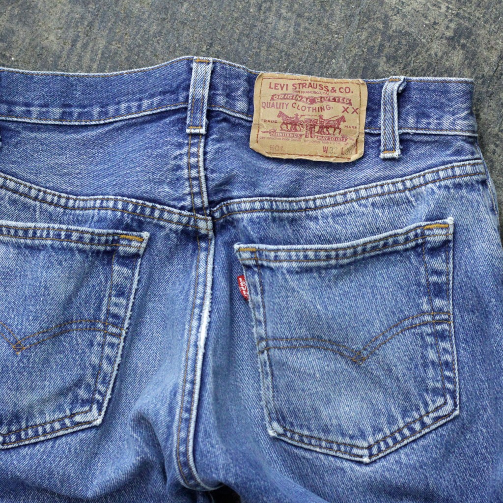 Levi’s Vintage 501 80′s Blue Denim Made in U.S.A