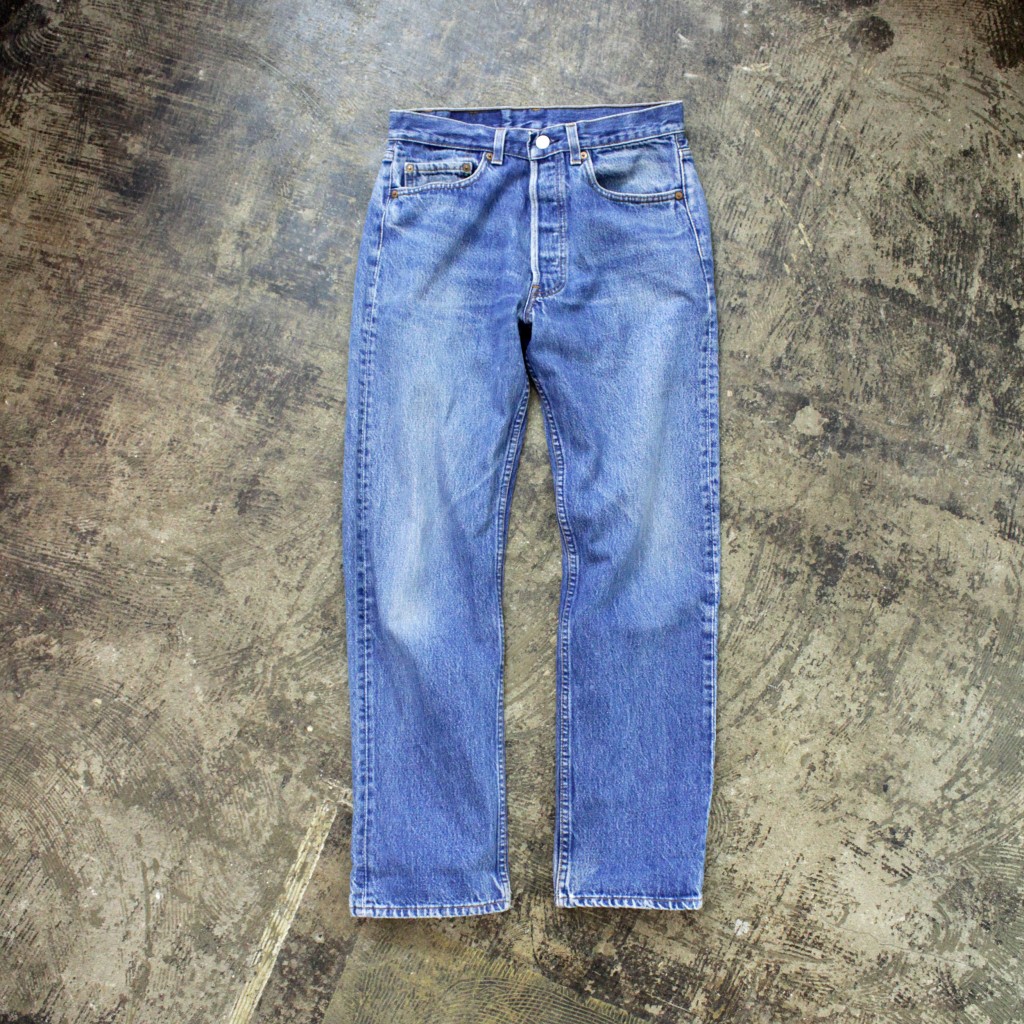 Levi’s Vintage 501 80′s Blue Denim Made in U.S.A