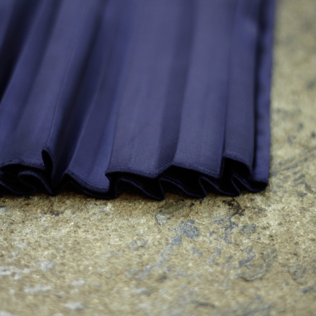 ELIZABETH AND JAMES Pleats Long Skirt