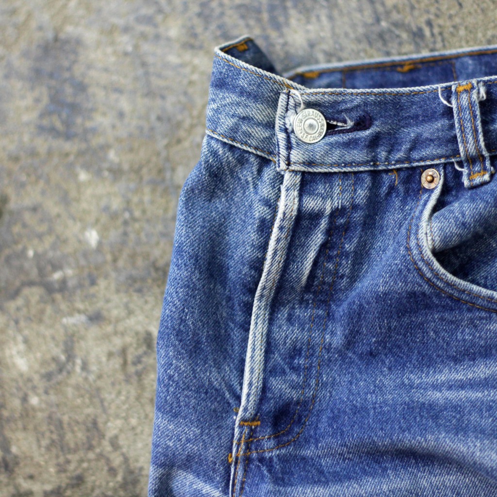 Levi's / Vintage 701 80's Denim Made in USA | NICE des