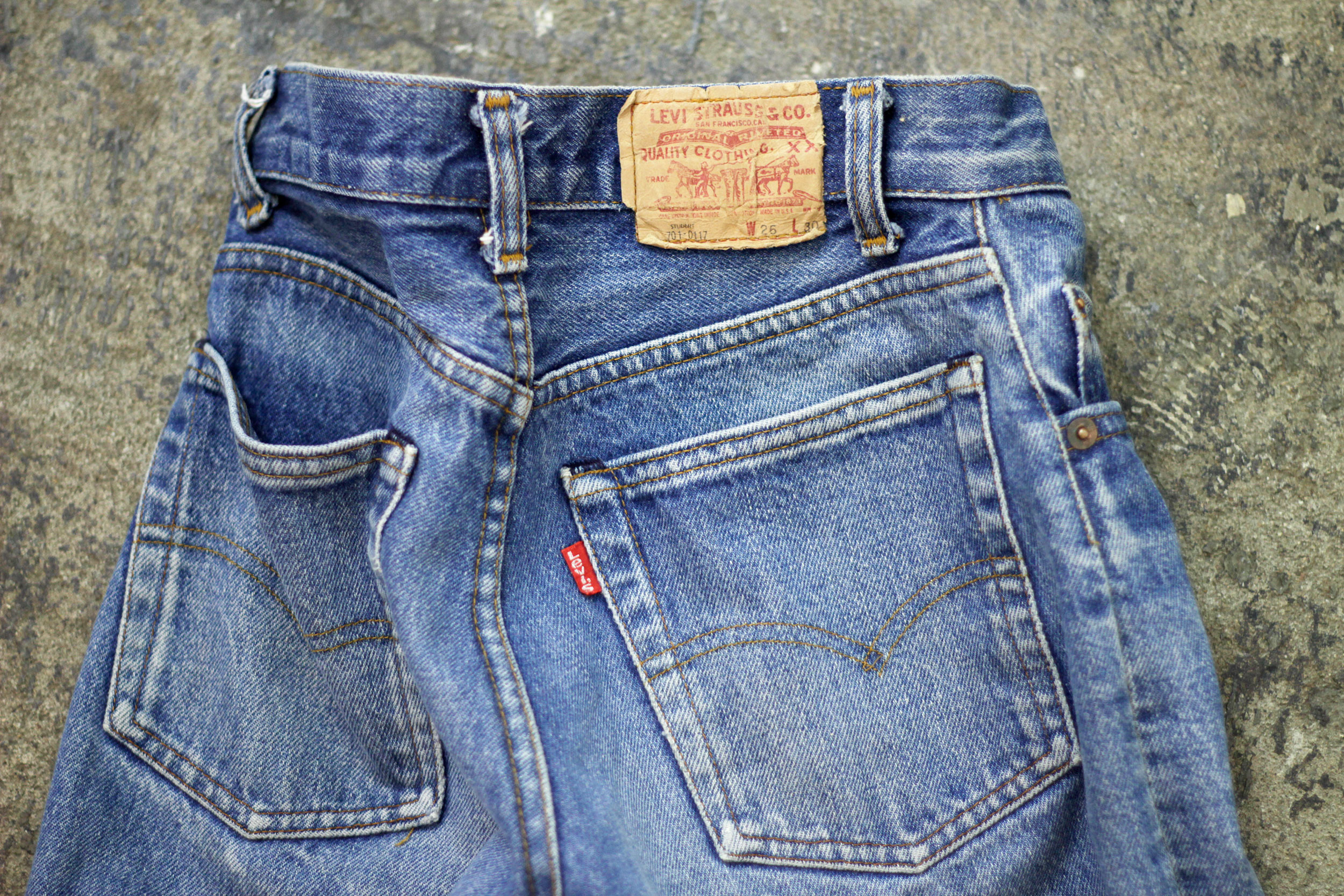 Levi's / Vintage 701 80's Denim Made in USA | NICE des Clothing