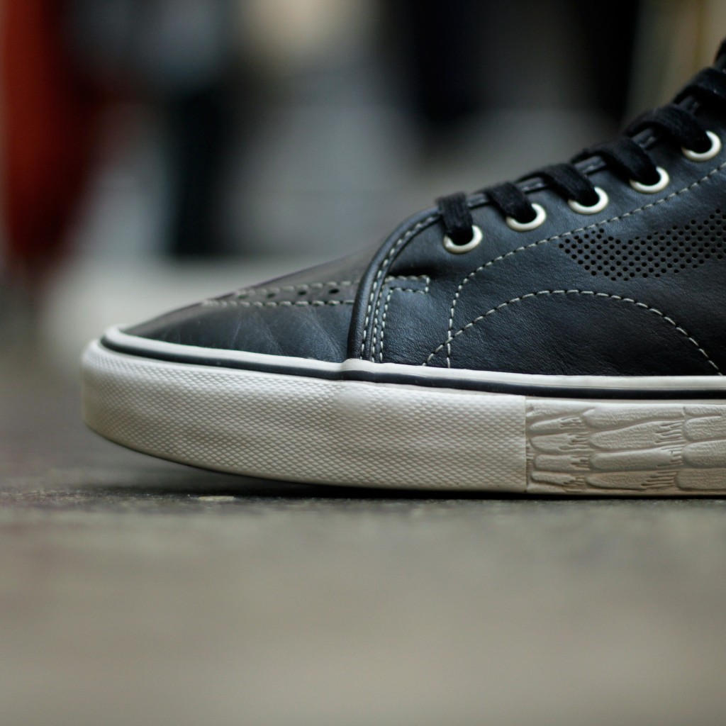 VANS SYNDICATE AV Classic Hi