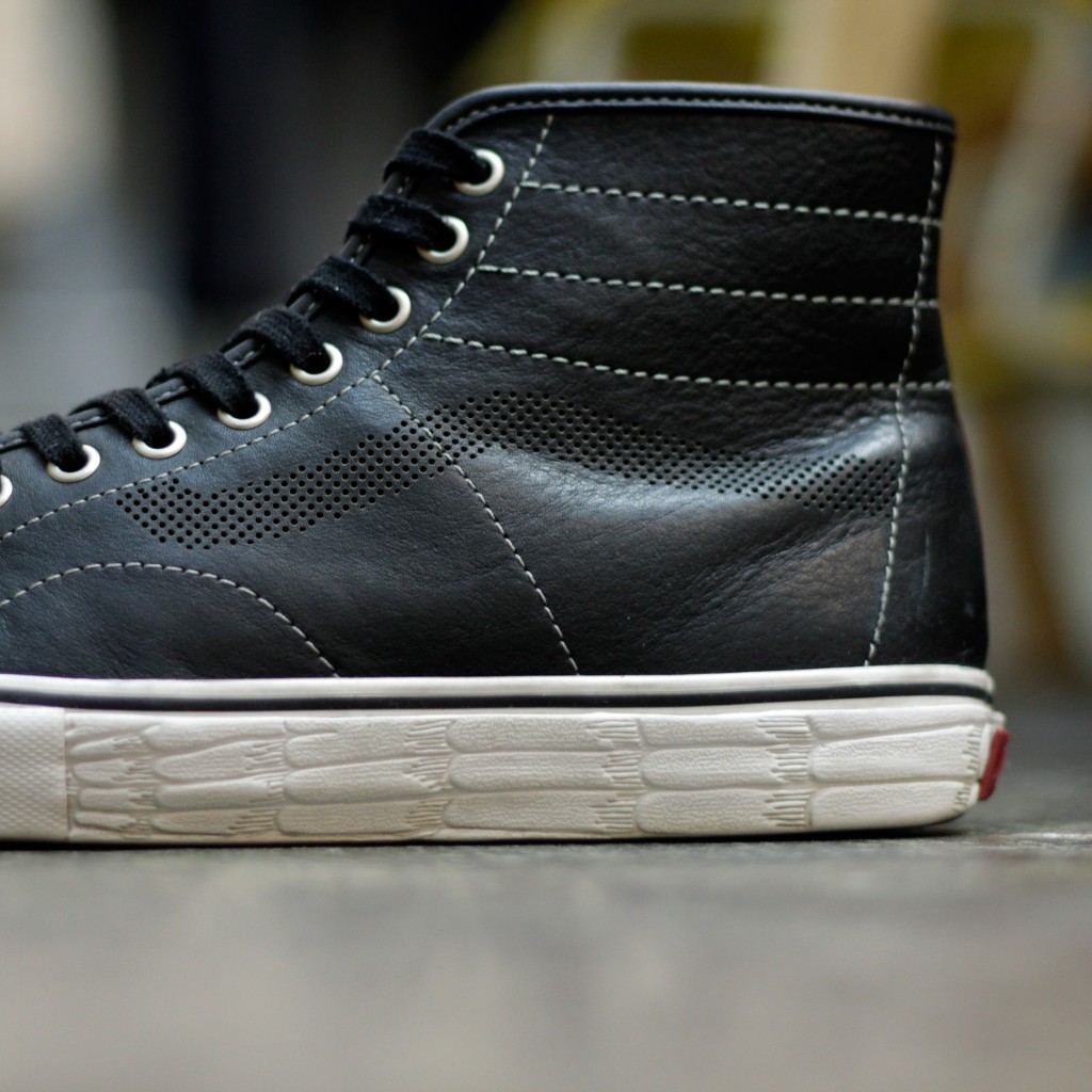 VANS SYNDICATE AV Classic Hi