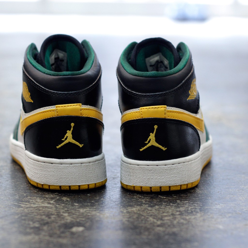 NIKE Air Jordan 1 Mid "SUPERSONICS"