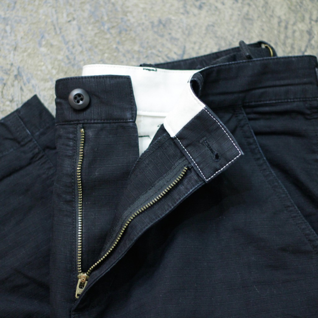 WALLACE & BARNES Rip-Stop Cargo Pants