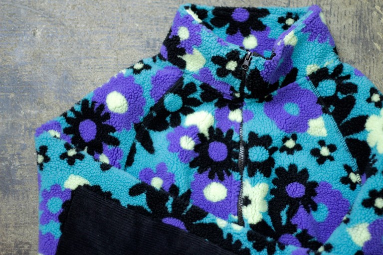 URBAN OUTFITTERS ‘Flower’ Fleece Pullover