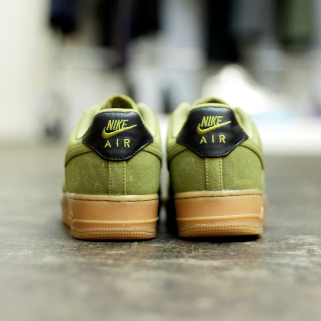 NIKE AIR FORCE 1 '07 LV8 STYLE