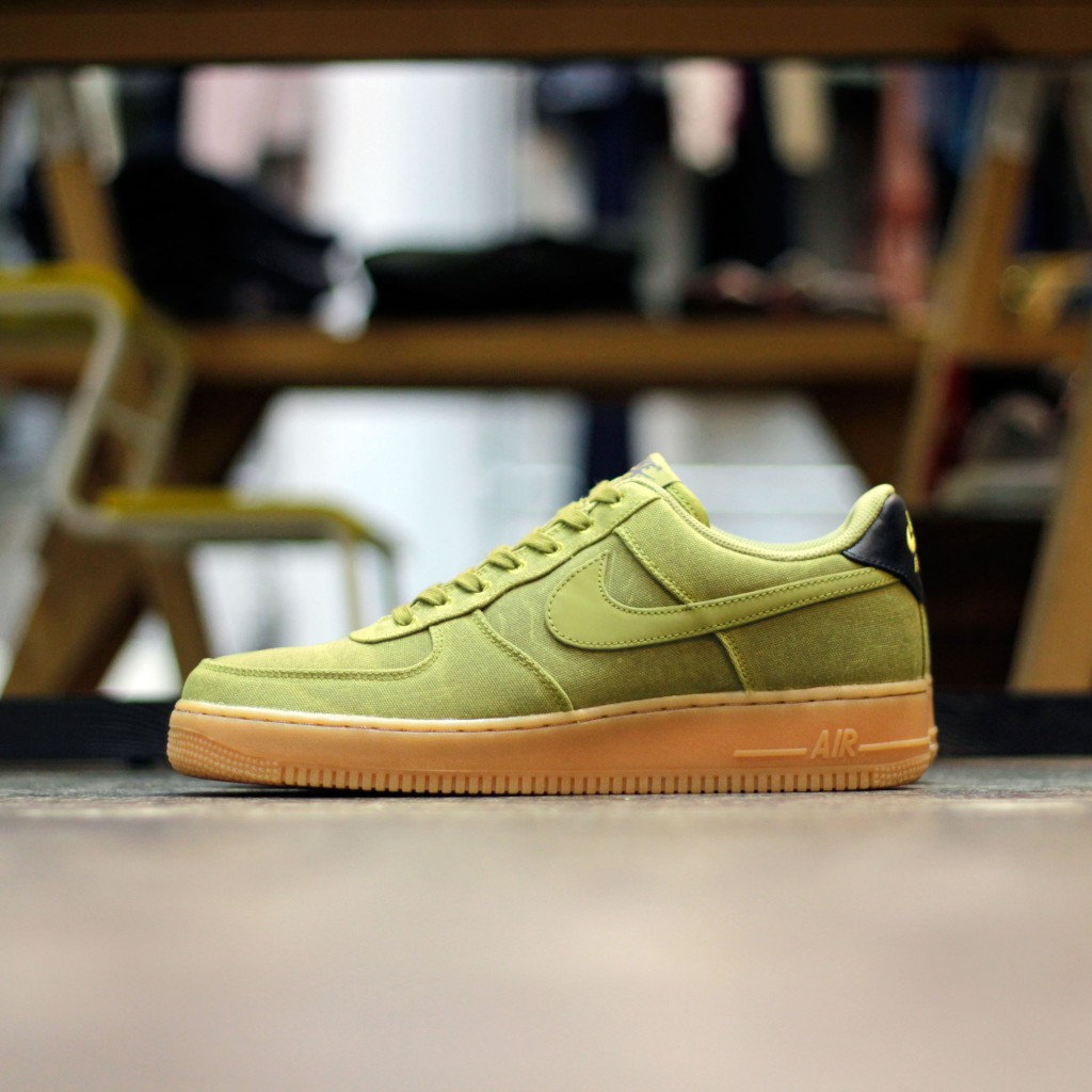 NIKE AIR FORCE 1 '07 LV8 STYLE