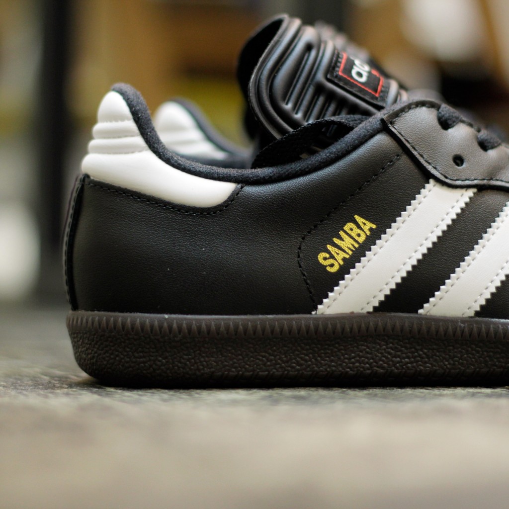 adidas samba classic