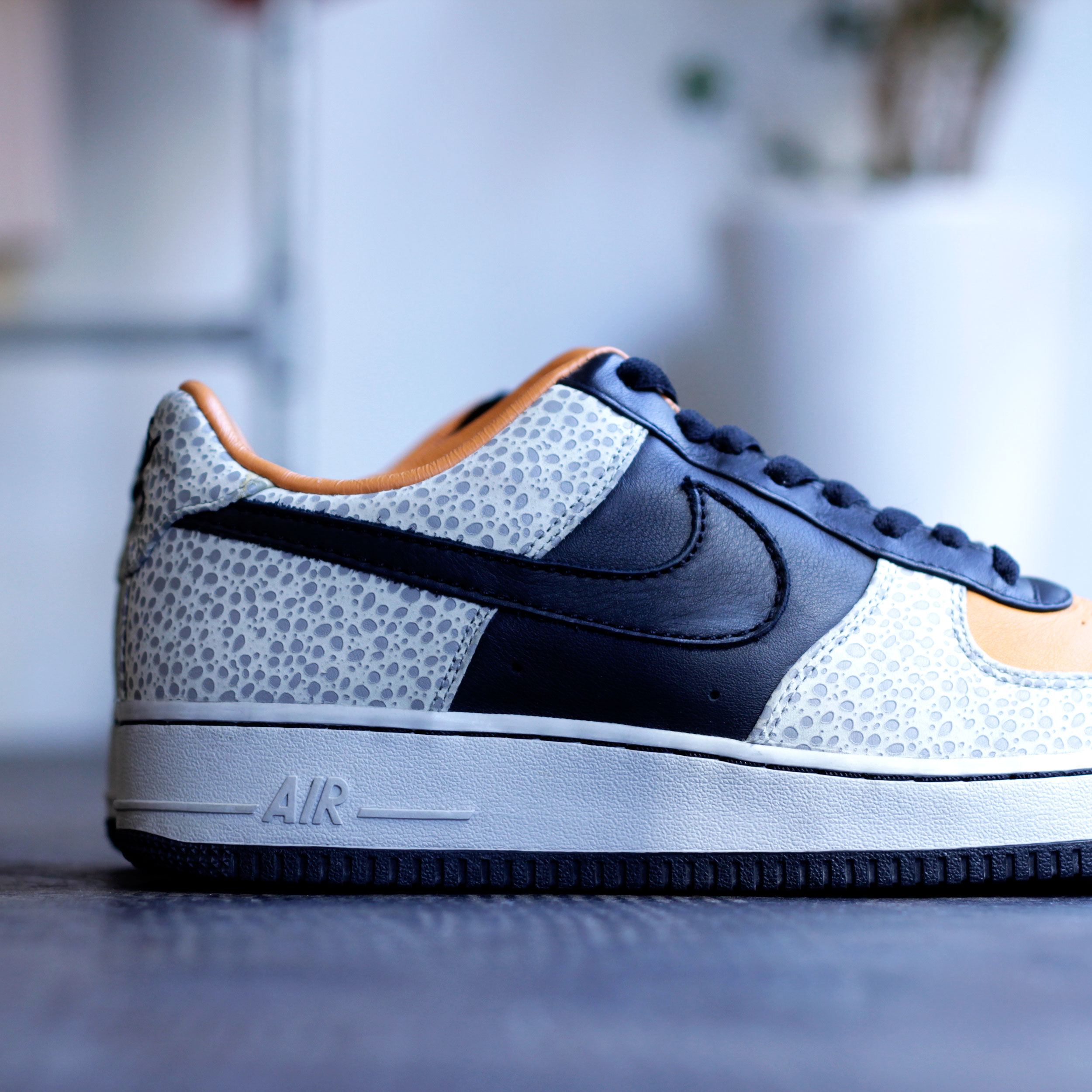 【新品】希少カラー 大人気 NIKE AIRFORCE1 LOW サファリ - otdyhvkarelii.ru