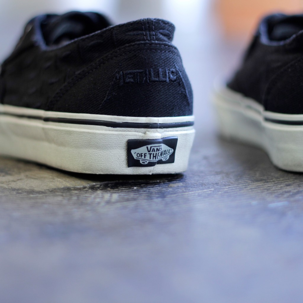 VANS × METALLICA Authentic Laceless Slip