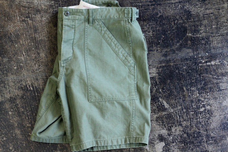 WALLACE & BARNES Utility Shorts