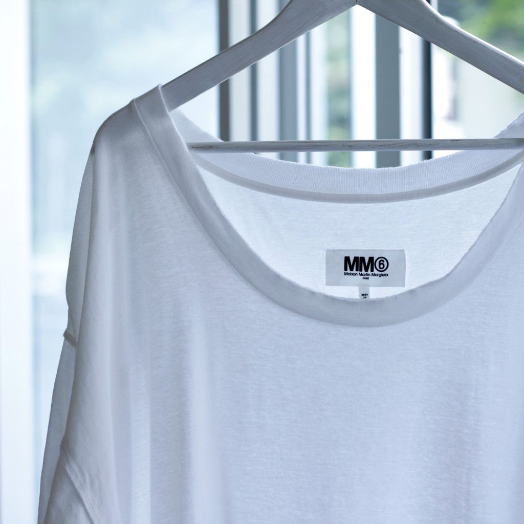 MM⑥ In side Out Tee