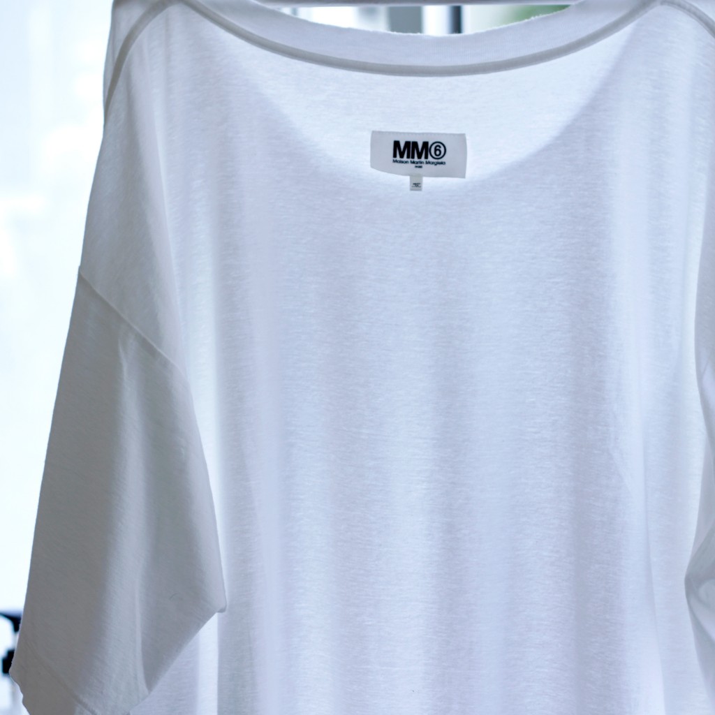 MM⑥ In side Out Tee