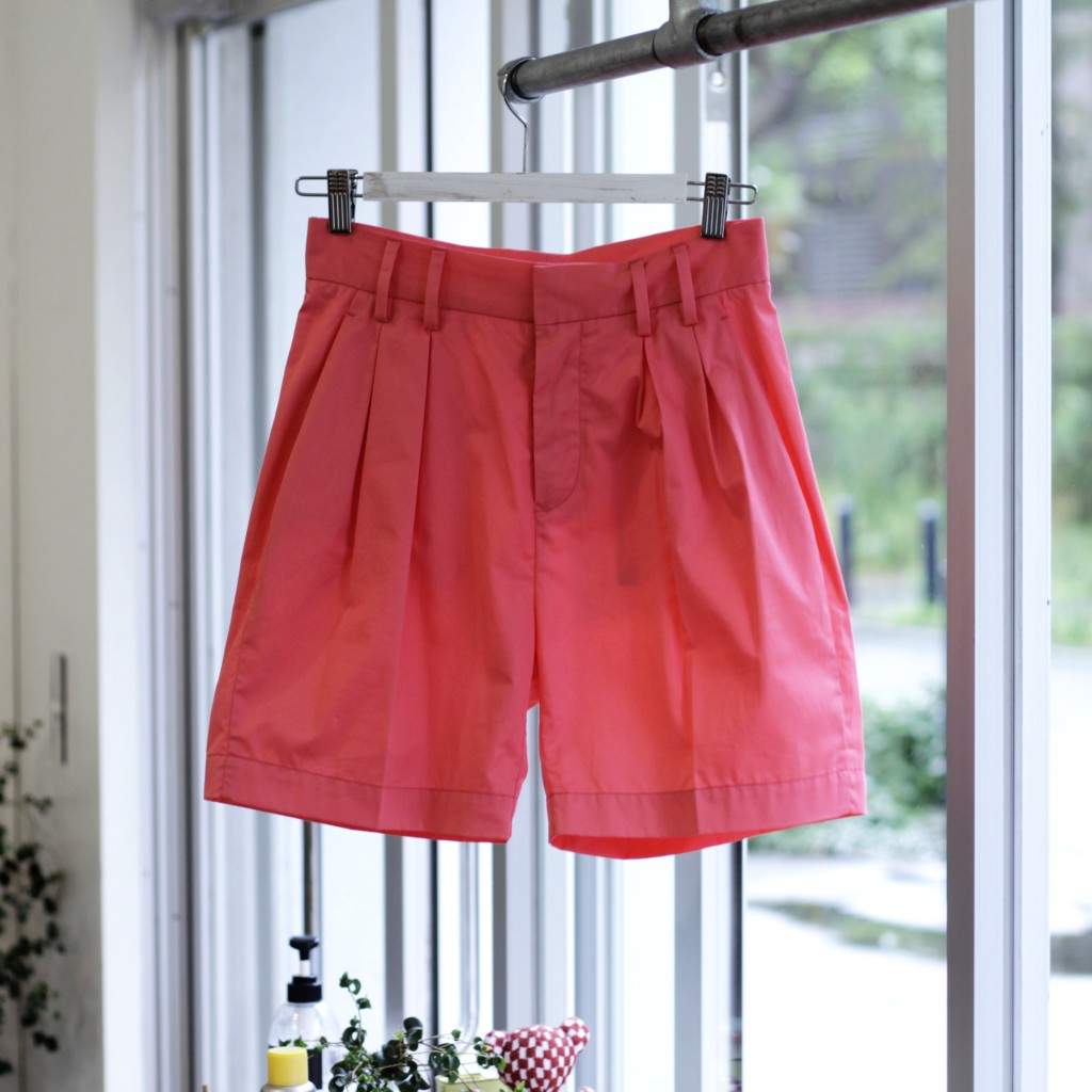 MM⑥ Tuck Short Pants