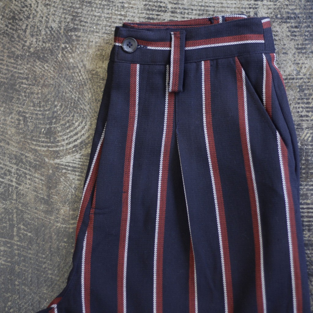 URBAN OUTFITTERS Hi-Waist Stripe Trousers