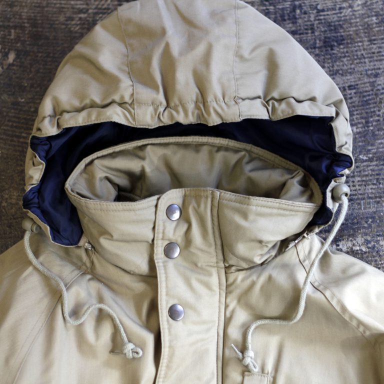 ESTABLISHED 1871 Vintage Mountain Down Jacket