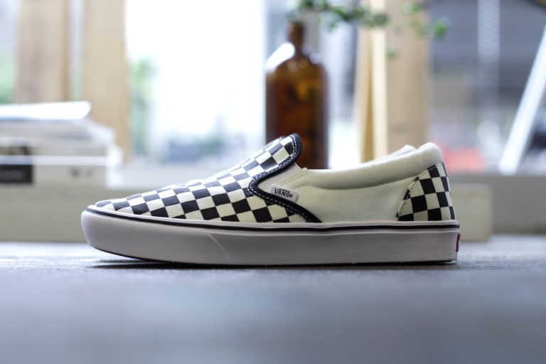 VANS Comfycush Checker Slip-On