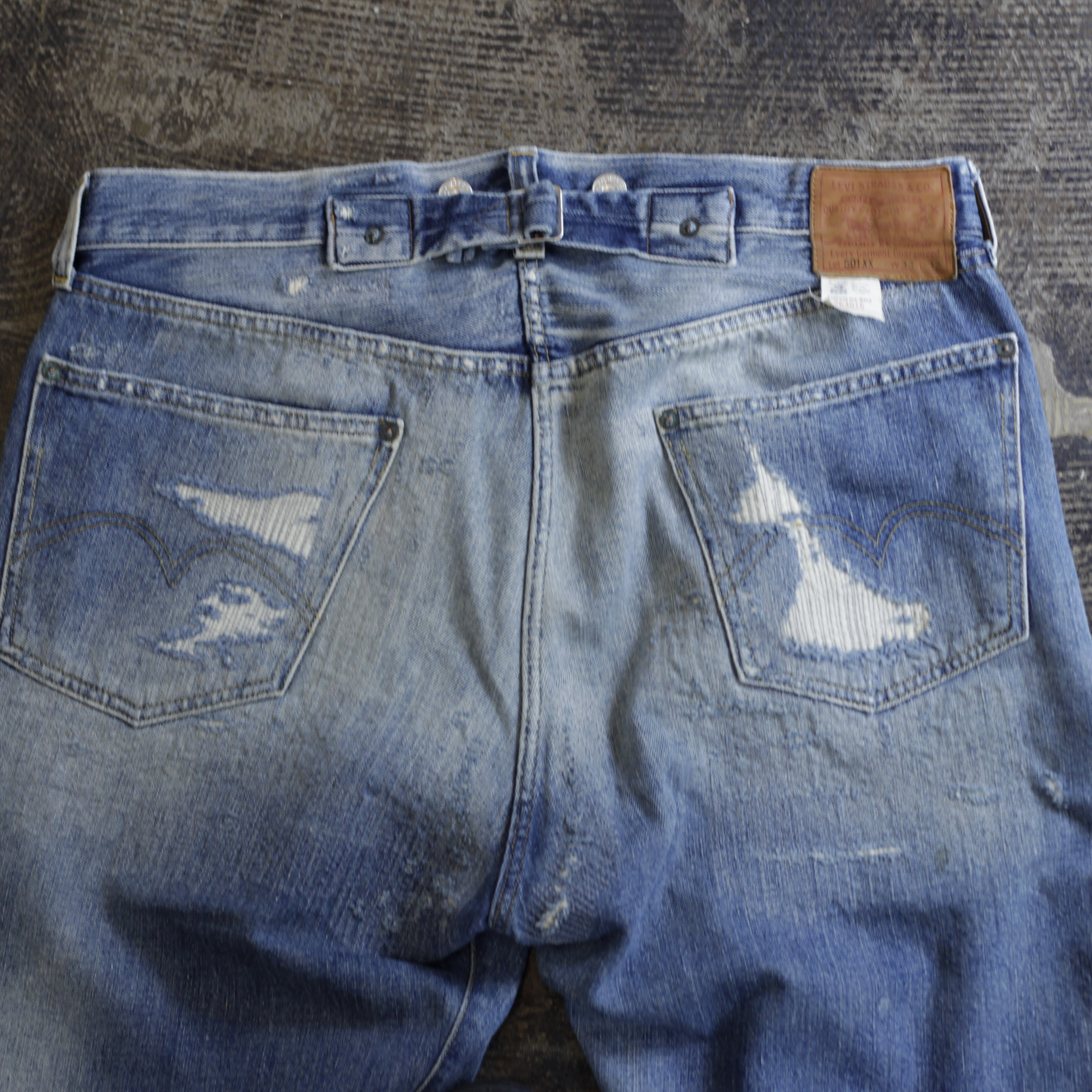 LEVI'S VINTAGE CLOTHING Denim “1933s 501XX Model” | NICE des LEVI'S VINTAGE CLOTHING Denim “1933s 501XX Model” | NICE des