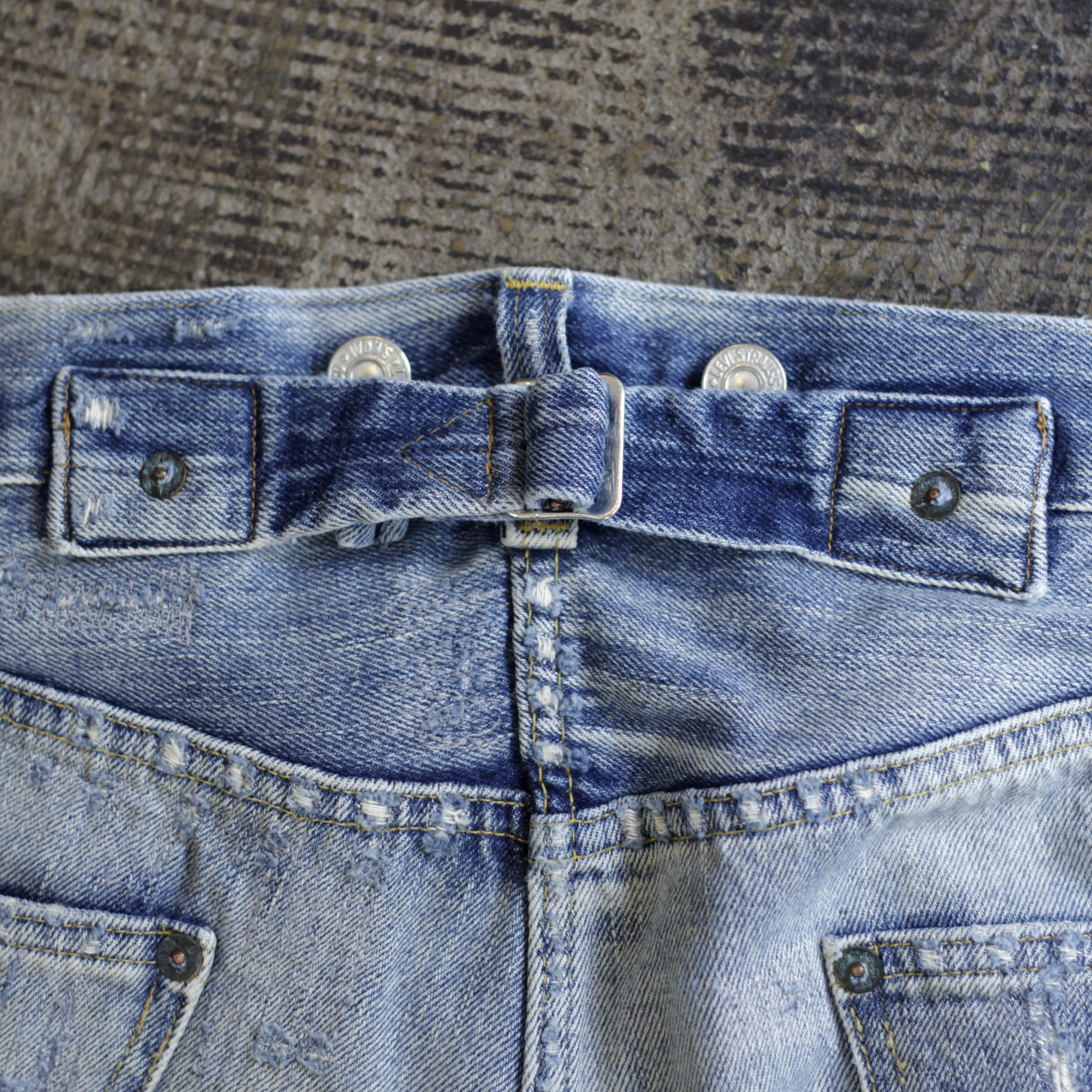 LEVI'S VINTAGE CLOTHING Denim “1933s 501XX Model” | NICE des