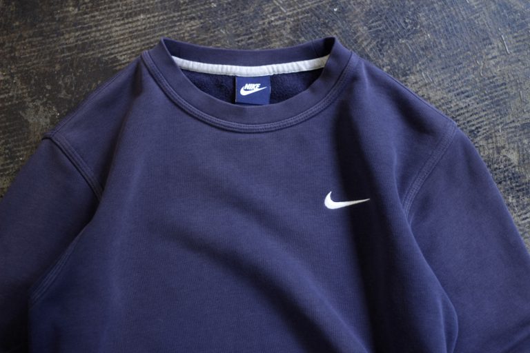 NIKE Embroidered Swoosh Logo Sweat