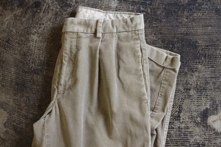 DOCKERS RECORD Old Two Tuck Corduroy Pants