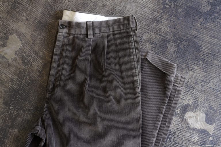 Brooks Brothers Two Tuck Corduroy Pants