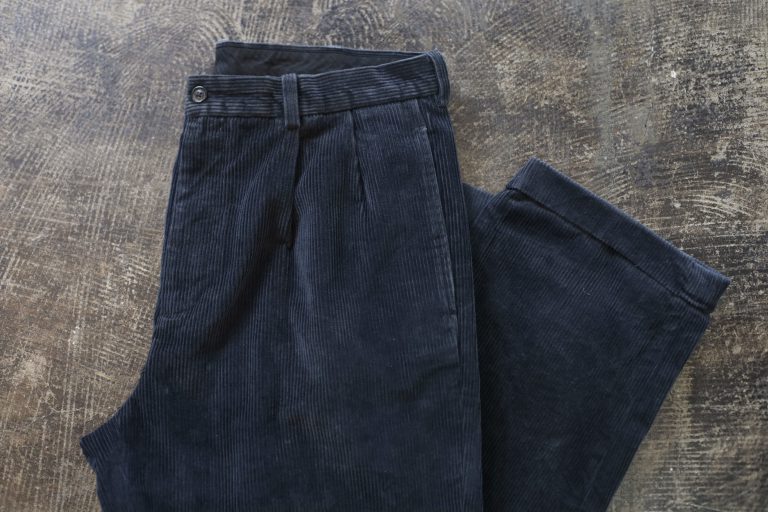 Brooks Brothers Old Two Tuck Corduroy Pants