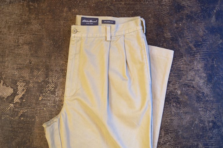Eddie Bauer OLD Two Tuck Baggy Pants