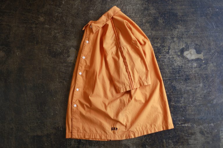 GAP OLD Embroidery Logo Line Shirt