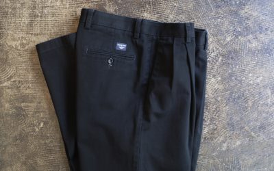 Dockers Old Two-Tuck Black Chino Pants