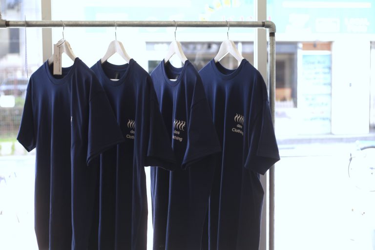 -ONLINE STORE UP- Nice and Smooth × NICE des Clothing Logo T-Shirts