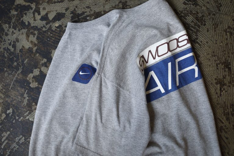NIKE Old 90s T-shirts “Swoosh Air” Made in U.S.A.