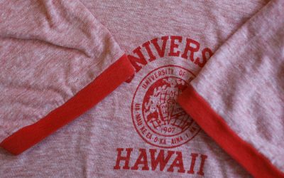Vintage 70s Ringer T-Shirt “UNIVERSITY OF HAWAII”