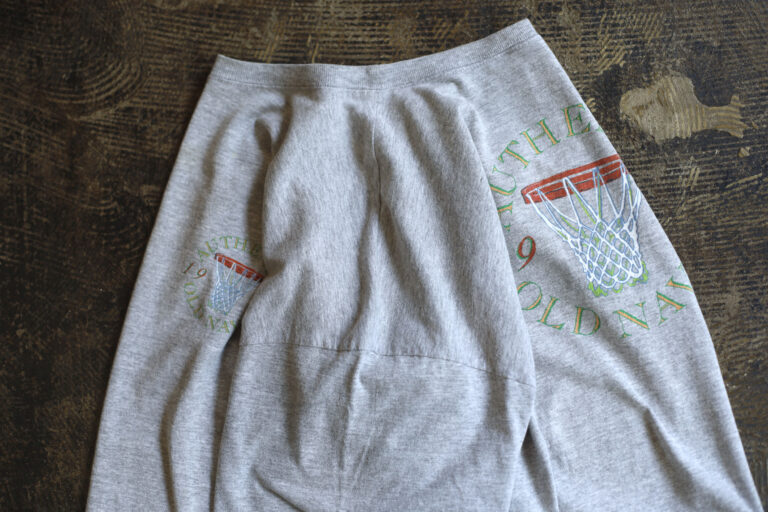 OLD NAVY 90s Authentic 1997 T-Shirts